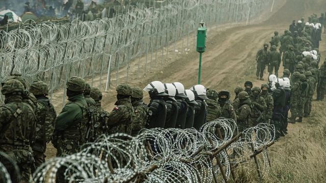Polonia intenționează să desfășoare circa 10 mii de soldați la frontiera cu Belarus