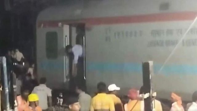 2 coaches, engine of train derail in Prayagraj, no casualty reported