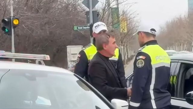 Gheorghe Hagi, oprit de polițiști