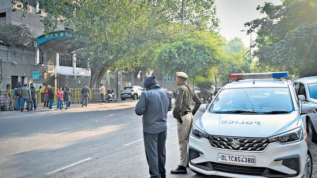 Many Delhi Schools Receive Bomb Threat, 2nd Time This Week