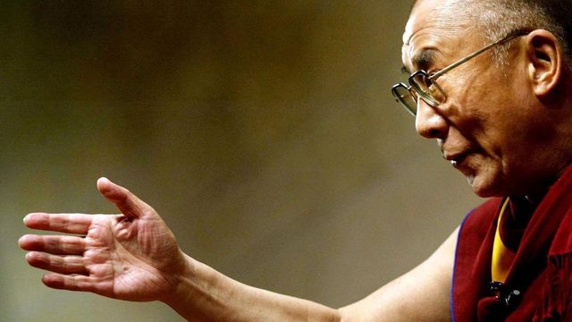 Dalai Lama câștigă primul său premiu Grammy