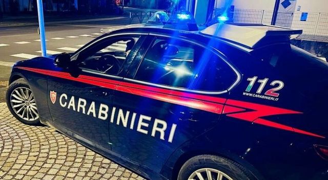 Accoltellato al torace, grave 19enne a Castellammare. Fermati due giovani per tentato omicidio