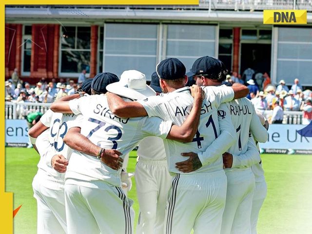 Team India bonds with Manchester United stars ahead of 4th Test