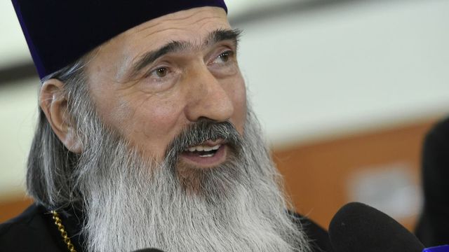 Arhiepiscopul Teodosie, nouă declarație controversată: O femeie căsătorită nu trebuie să umble cu capul descoperit