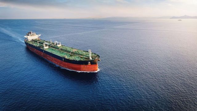 Ukrajinské drony zasáhly tanker ruské stínové flotily