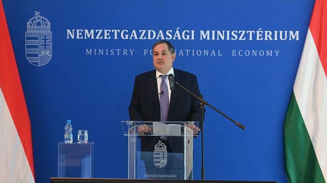 Nagy Márton szerint elfogadhatatlan a magas élelmiszerinfláció, a kormány minden eszközzel kész fellépni a családok védelmében