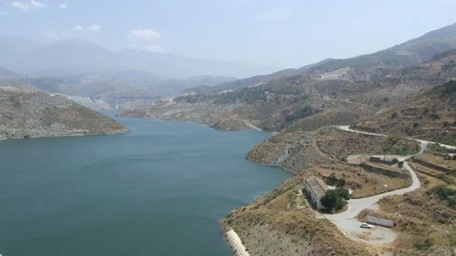 La letra pequeña de la presa de Rules