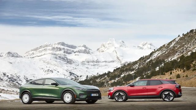 Ford se apunta a la aventura en modo eléctrico con los Explorer y Mustang Mach-E Rally