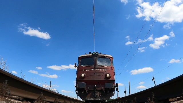 Doi morți în Maramureș, după ce mașina în care se aflau a fost lovită de tren